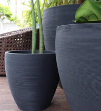 Load image into Gallery viewer, Ellipse Linea Planter