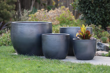 Load image into Gallery viewer, Egg Shell Pots
