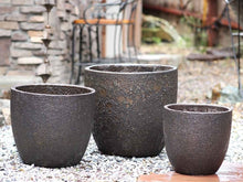 Load image into Gallery viewer, Egg Shell Pots
