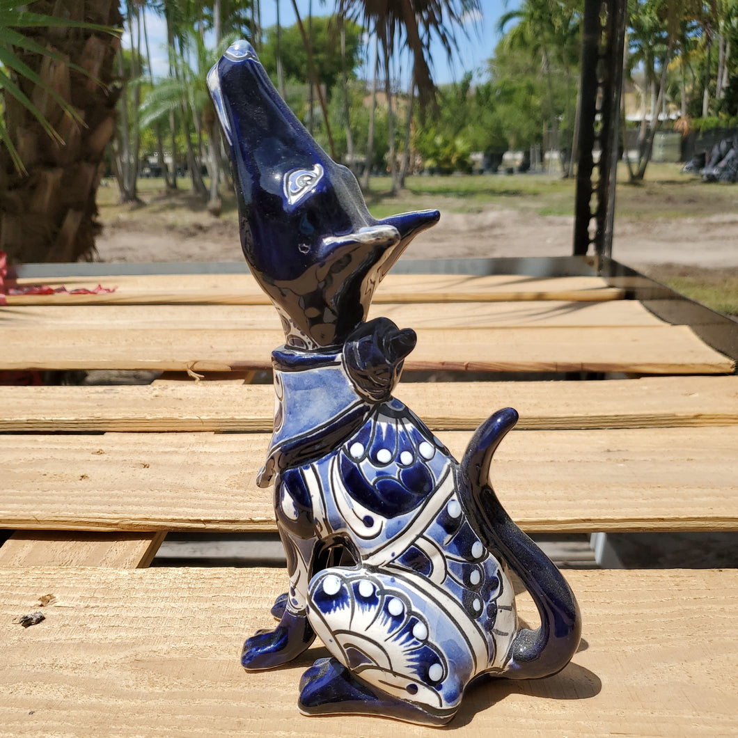 TC Coyote Figure Small 10